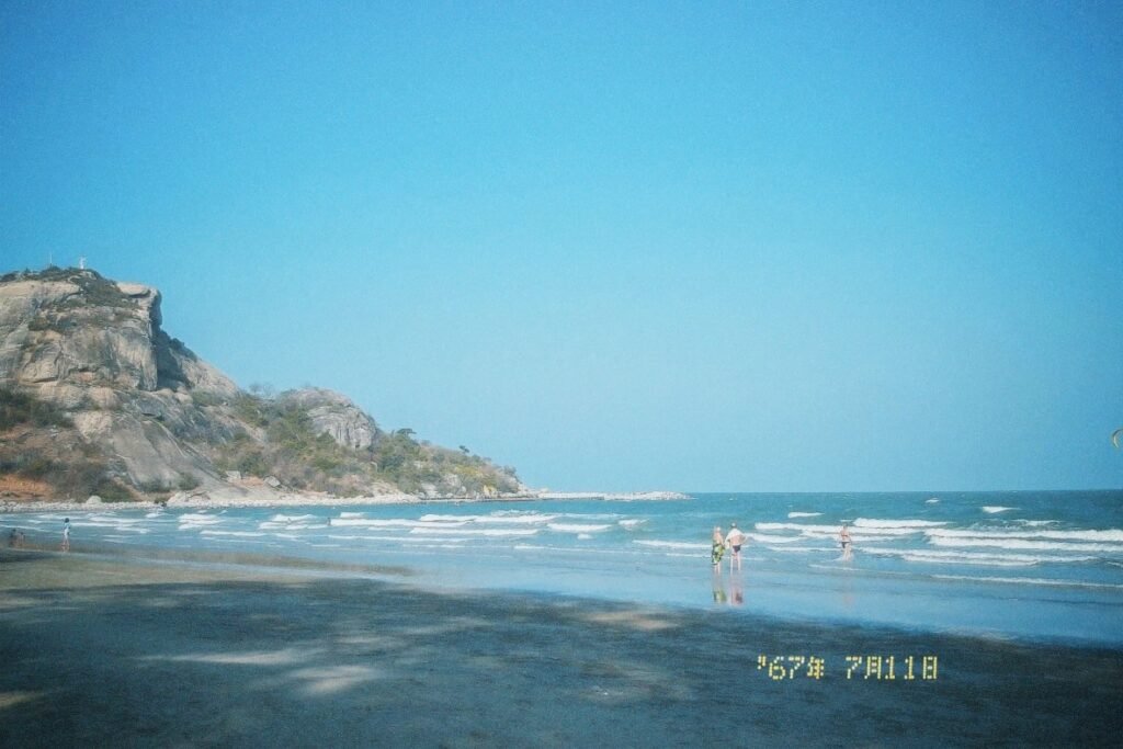 ทะเล,หาดเขาตะเกียบหัวหิน,ท่องเที่ยว