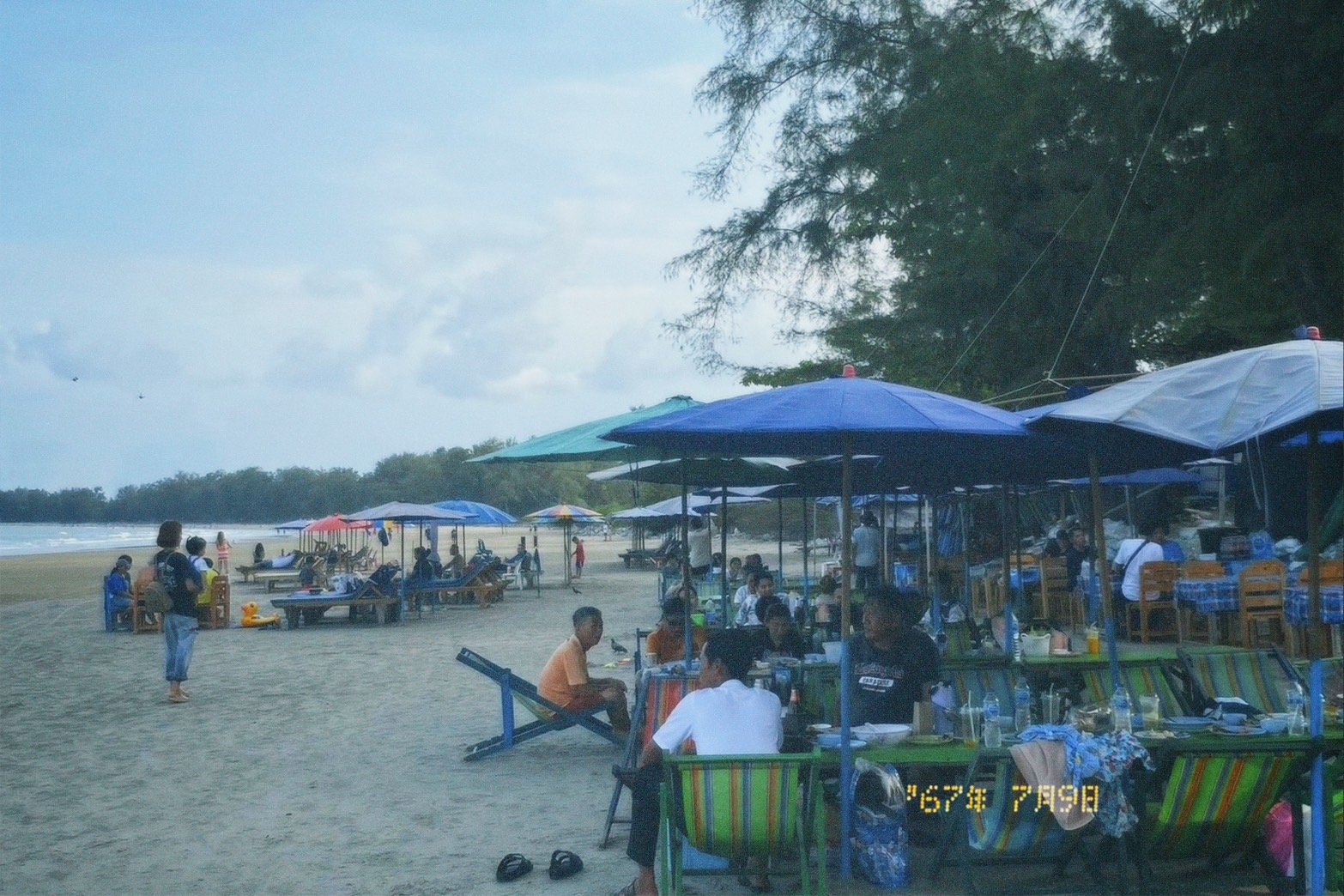 หาด,ท่องหาดเขาตะเกียบ,ชายหาดเขาตะเกียบ